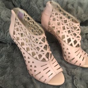 Light pink heels